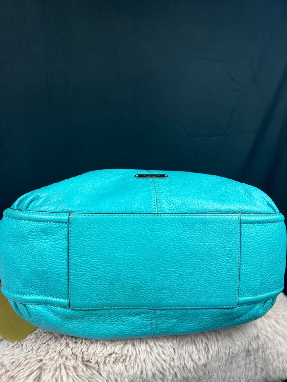 COACH Avery Aqua Pebbled Leather Large Hobo Shoulder Bag F23309 EUC - Picture 6 of 12